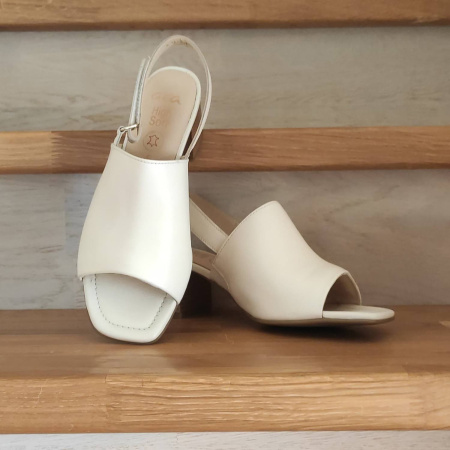 Босоножки женские ARA