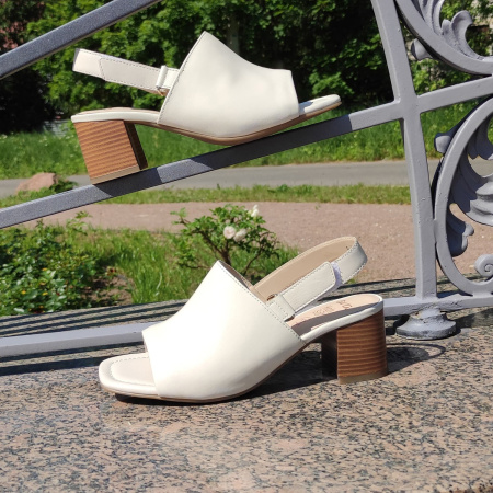 Босоножки женские ARA