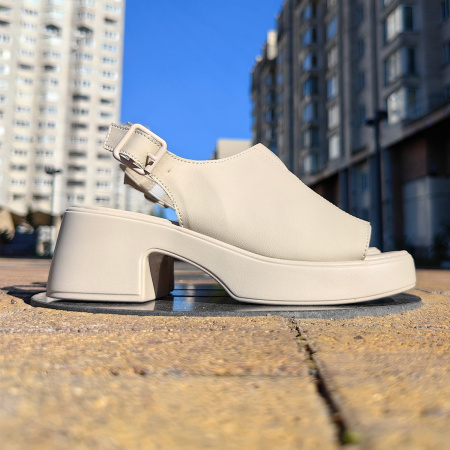 Босоножки женские wun der SPUR